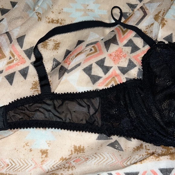 NWOT Apt. 9 Black Lace Sheer Bra with Underwire Size 38C - Picture 6 of 10